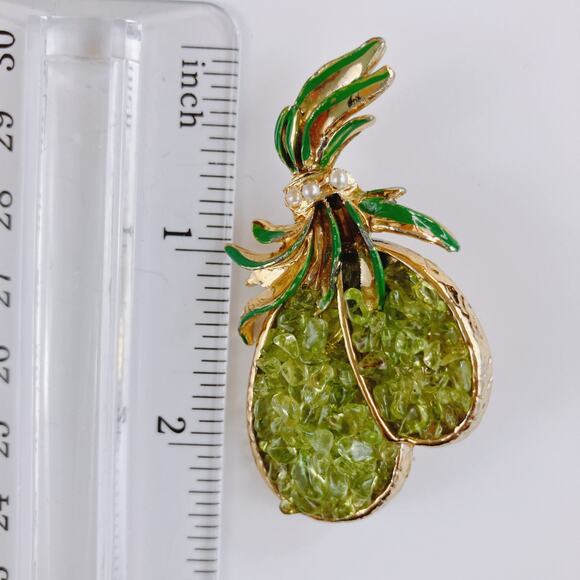 Vintage Mid Century Tropical Brooch Green Glass Nugget Enamel Gold Tone Pin - Picture 9 of 10